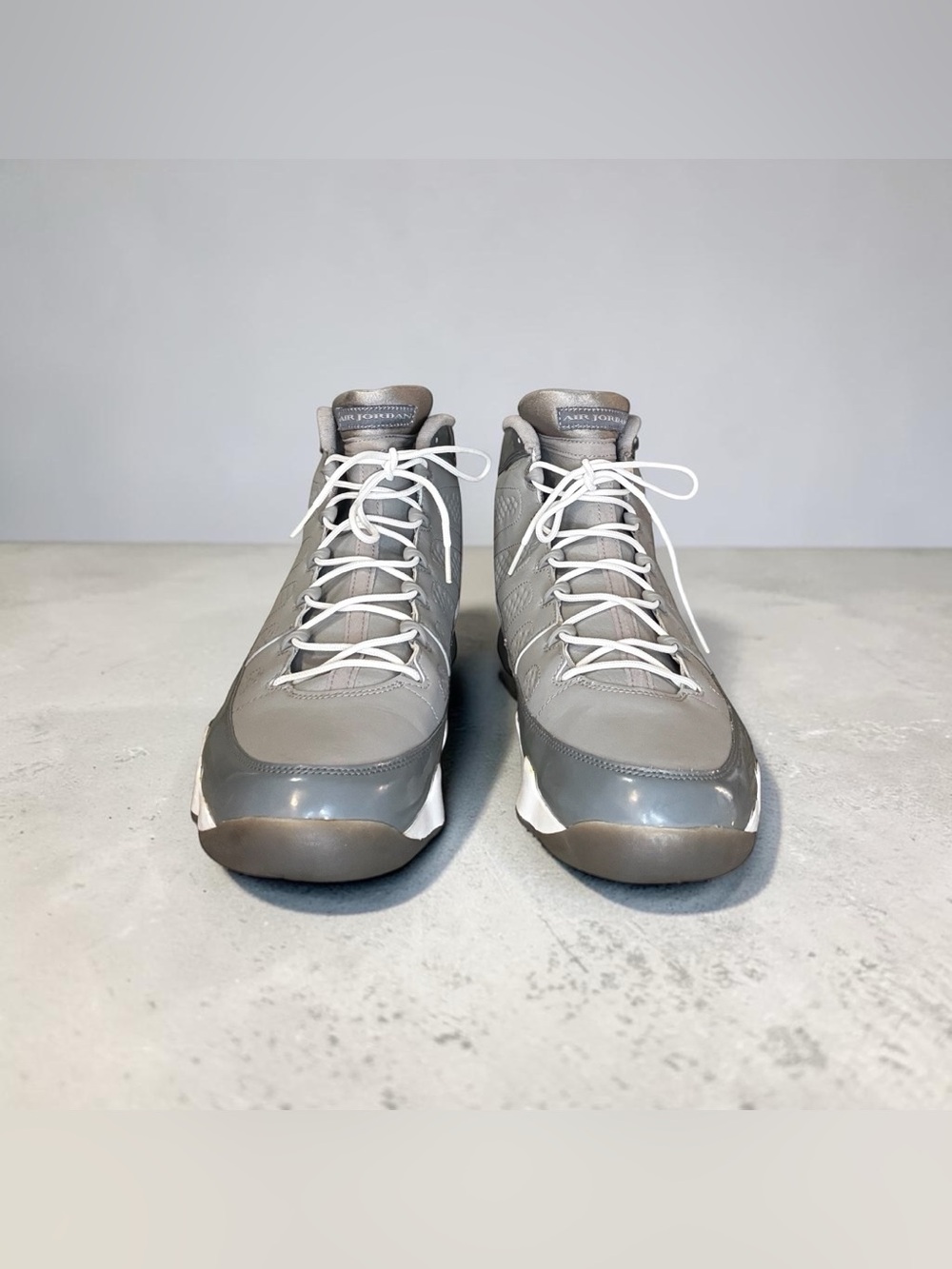 Nike Air Jordan 9 Retro in the "Cool Grey"
302370-015 - Picture 6 of 16
